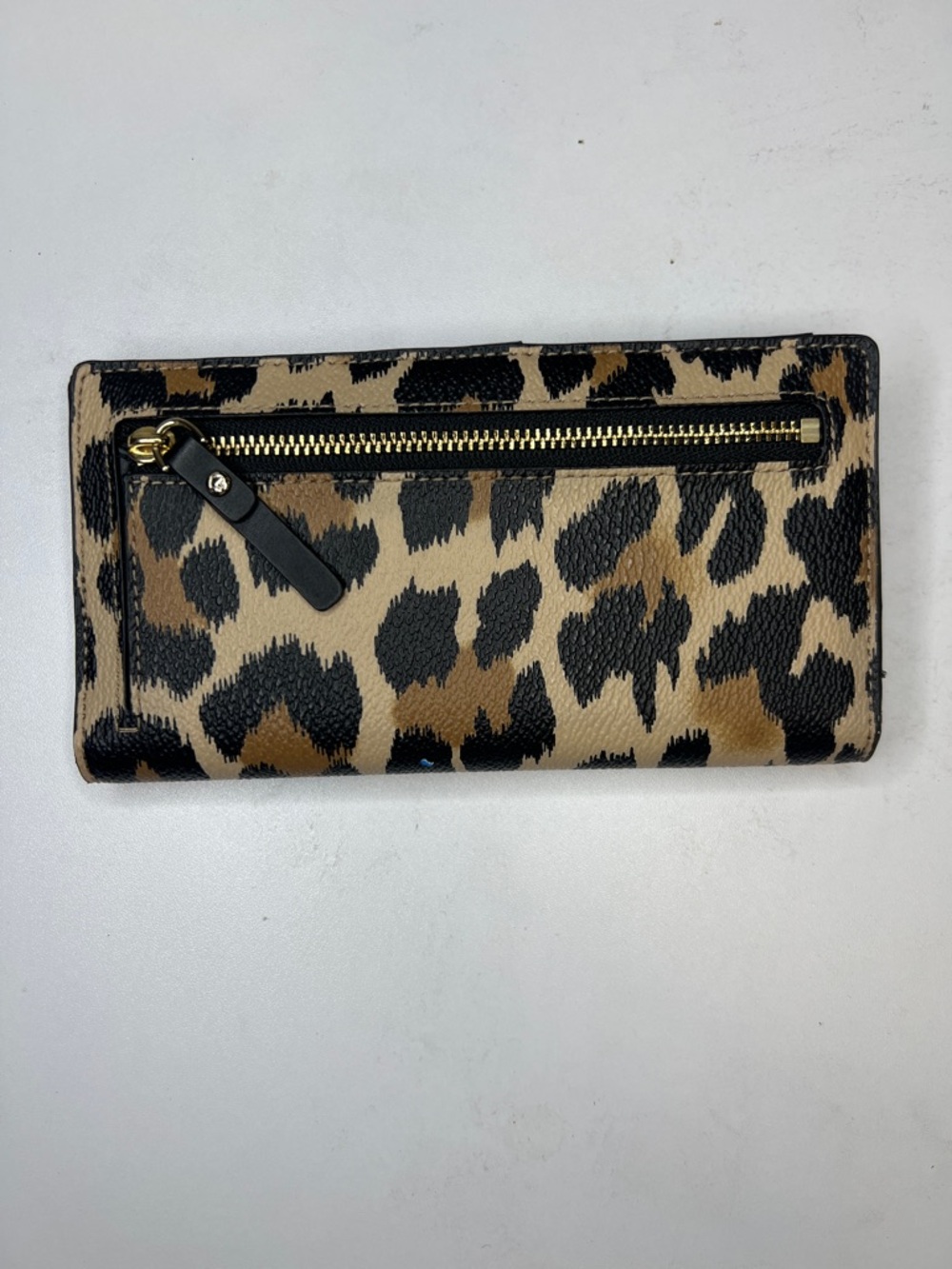 kate spade Schylur Wallet Cheetah Print Bifold wallet . - Picture 2 of 9